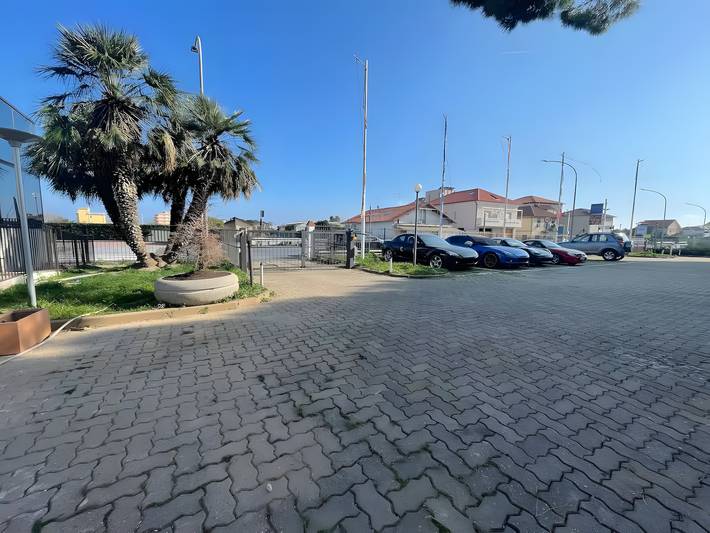 Ganze Wohnung, Apartment 'Unità 5' mit Bergblick, Gemeinschaftsterrasse und Wlan in Ceriale, Riviera di Ponente