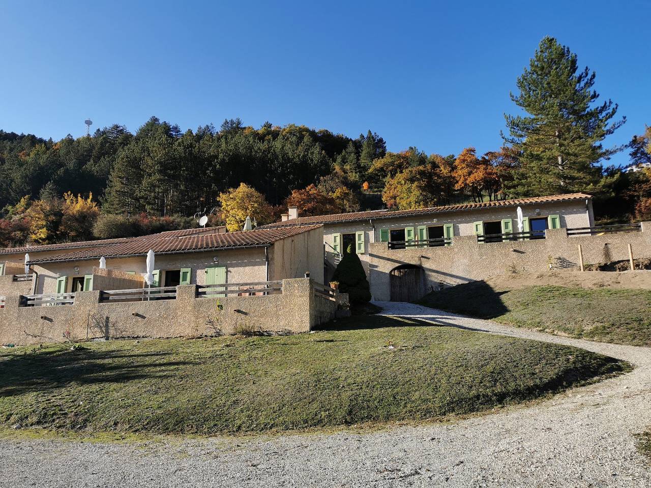 Gîtes Clos La Roche « Les Faurines 1 » in Saint-Nazaire-le-Désert, Région de Die