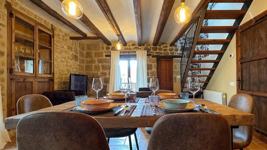 Location de vacances pour 8 personnes, avec terrasse, animaux acceptés à Arnes - 2