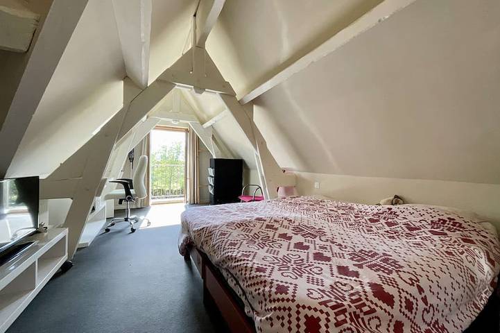 Location de vacances pour 8 personnes, avec jardin ainsi que terrasse et piscine à Saint-Jean-de-Laur - 2