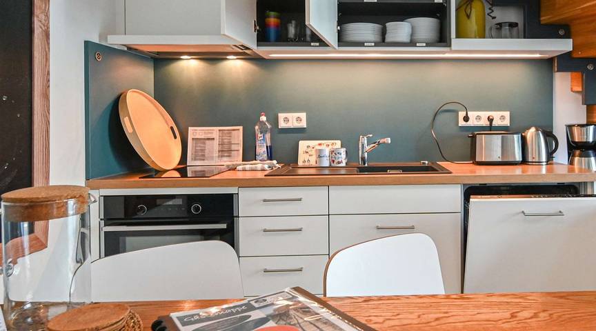 Ferienwohnung für 4 Personen, mit Balkon und Garten sowie Ausblick in Friedrichshafen - 2