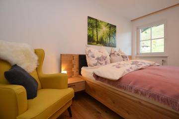 Ferienwohnung für 2 Personen, mit Ausblick und Balkon in Rettenschöss