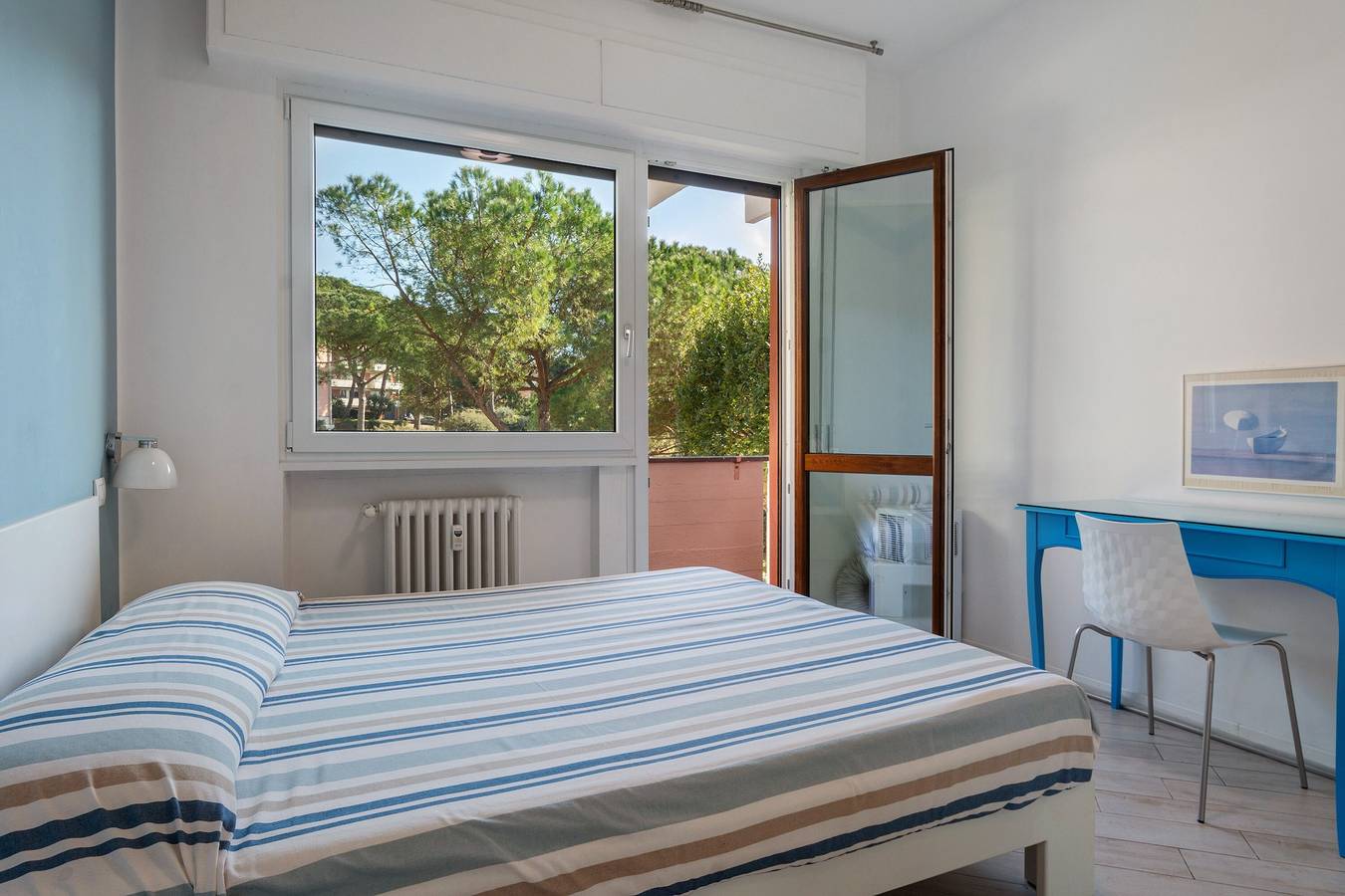 Ganze Wohnung, Apartment 'Solaria' mit Balkon, Wlan und Klimaanlage in Rapallo (Stadt), Rapallo