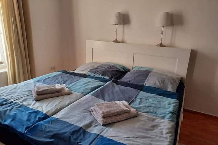 Ganze Wohnung, Ehemalige Bibliothek: Küche | Kamin | Netflix | Hofladen in Steinhöfel, Region Oder - Spree