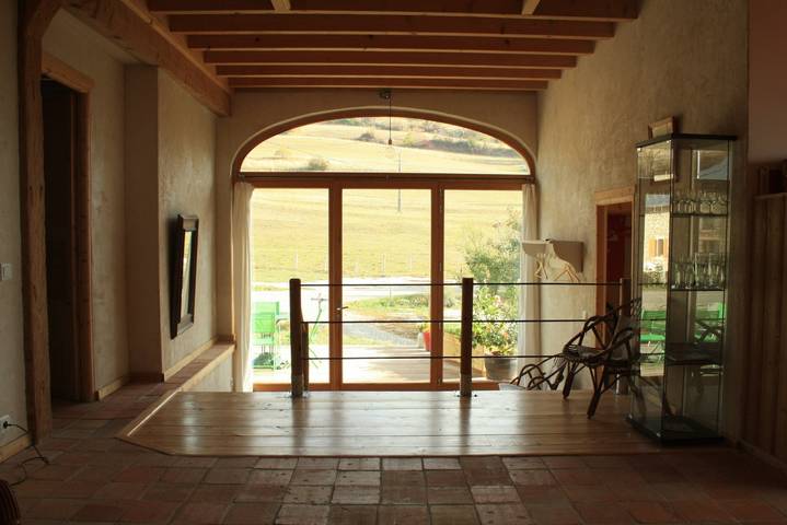 Gîte pour 8 personnes, avec jardin dans Nantua - 3