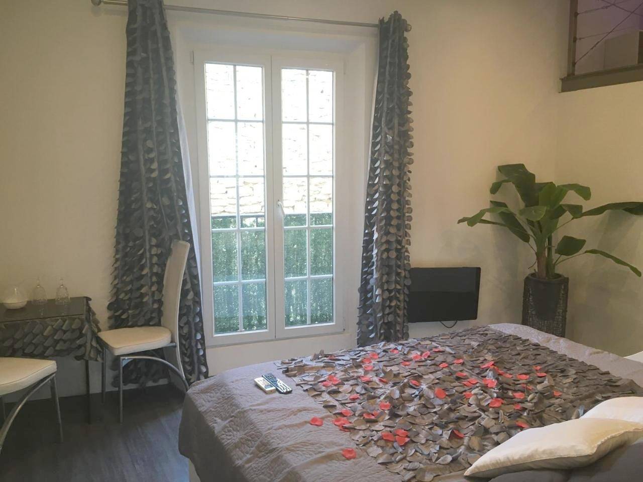 Two-Bedroom House in Saint-Rémy-de-Provence, Région d'Arles