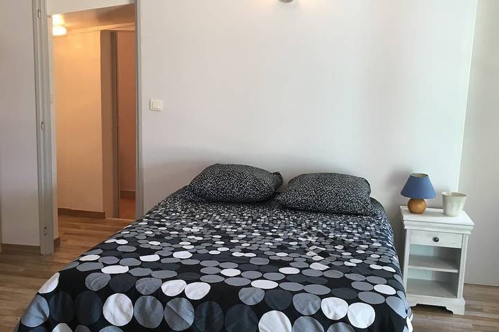 Location de vacances pour 18 personnes, avec jacuzzi et jardin à Vivès - 3