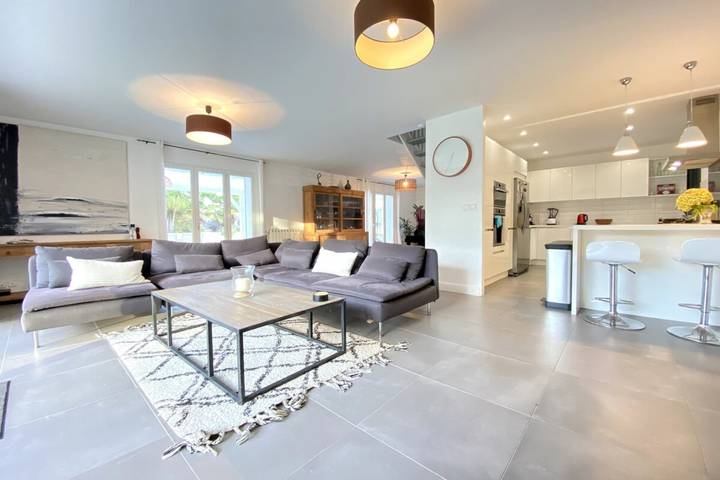 Villa pour 14 personnes, avec jardin et balcon, adapté aux familles à Gujan-Mestras - 2