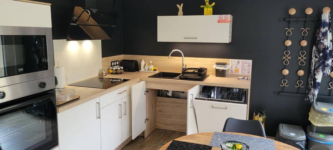 Gîte pour 4 personnes, avec vue et jardin, animaux acceptés à Vecoux - 3