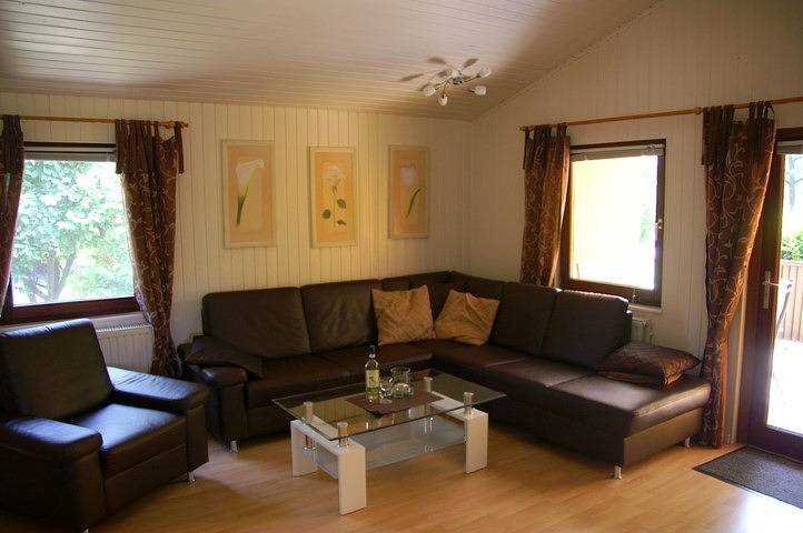 Ferienhaus für 6 Personen, mit Terrasse und Garten, kinderfreundlich in Otterndorf - 3