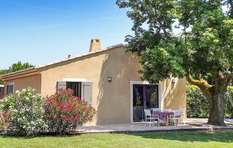 Location de vacances pour 4 personnes, avec terrasse à Monteux - 3