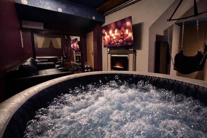 Gîte pour 2 personnes, avec jacuzzi à Reignier-Ésery - 3