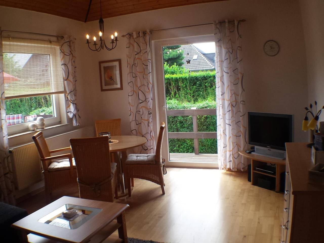 Ganze Wohnung, In Beverungen mit Sonniger Terrasse in Beverungen, Kreis Höxter