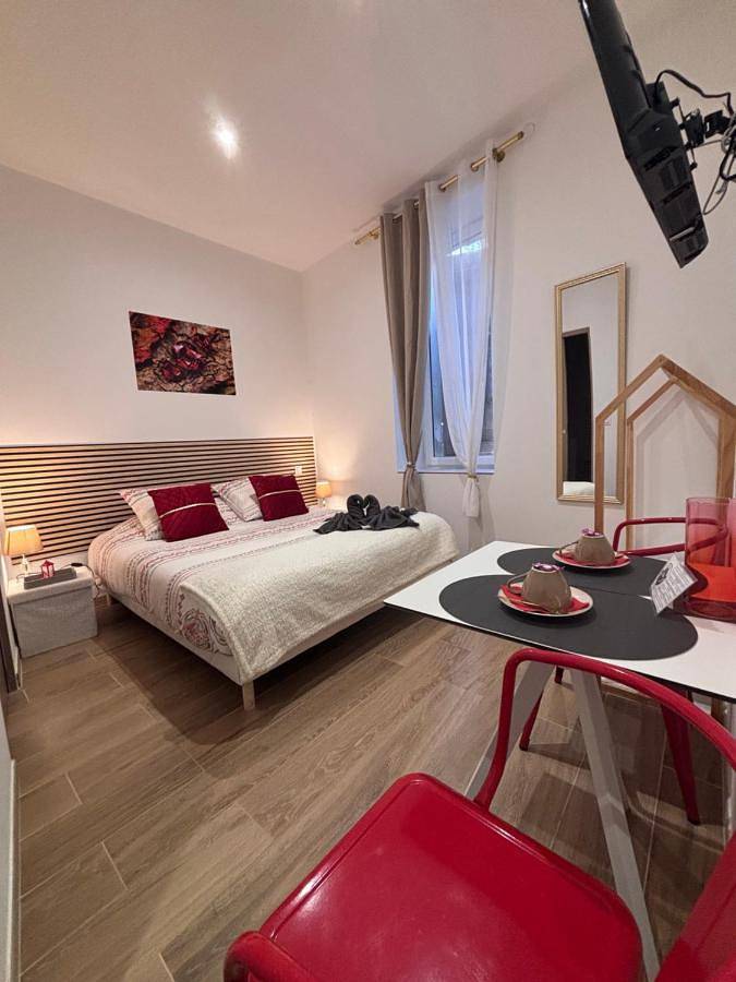 Double Room in Narbonne, Côte méditerranéenne (France)