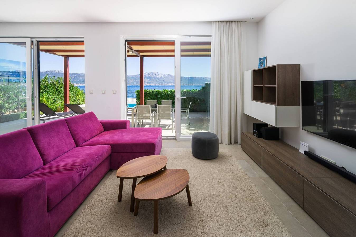 Luxury Beachfront Villa Ciovo Joy 3 with Pool, Gym in Slatine, Čiovo