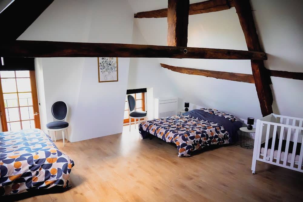 Gîte Le \"Victor Noir\" in Chéroy, Yonne