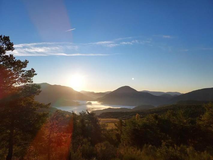Camping pour 5 personnes, avec jardin et piscine ainsi que vue et terrasse, animaux acceptés à Castellane - 3