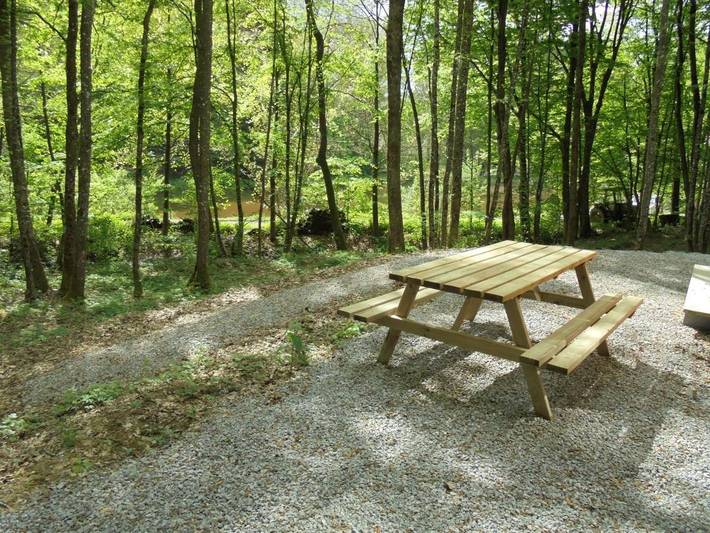 Location de vacances pour 6 personnes, avec Terrasse et Jardin à Cerfontaine - 2
