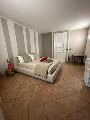 Chambre d’hôte pour 4 personnes dans Bra