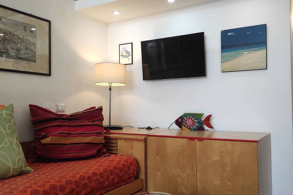 Apartamento entero, La Tana beach house in Provincia de Latina