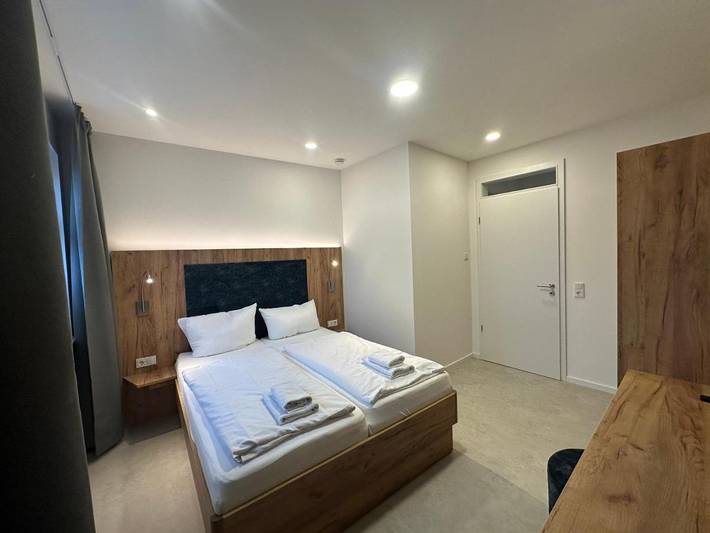 Ferienwohnung für 2 Personen, mit Balkon und Terrasse sowie Ausblick
