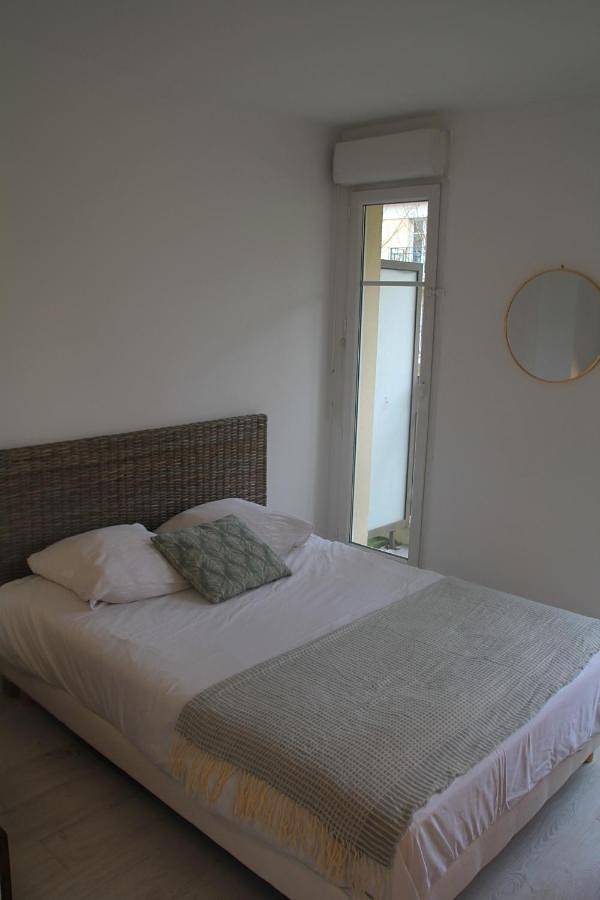 Gîte pour 14 personnes, avec balcon à Chessy - 3