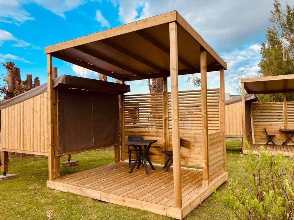 Camping 4 étoiles - Piscine  - ccaffhi in Quettehou, Región de Cherbourg