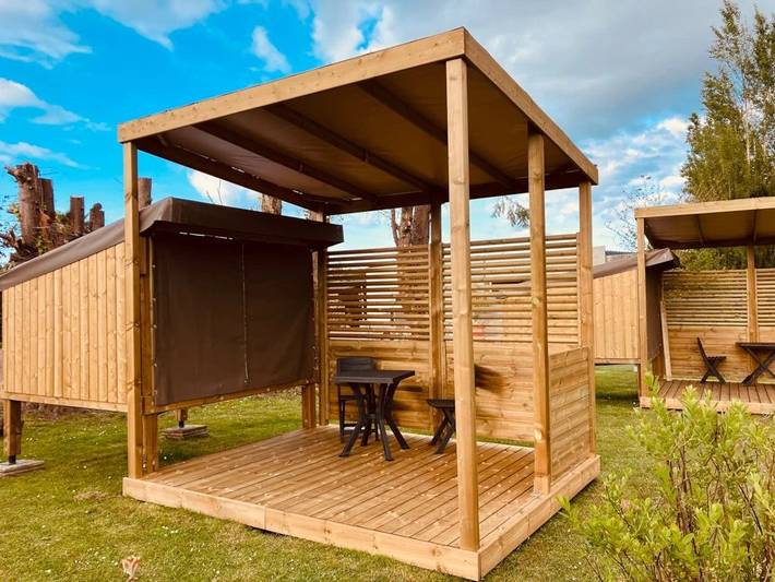 Tente pour 2 personnes, avec bassin pour enfant dans Cotentin - 3