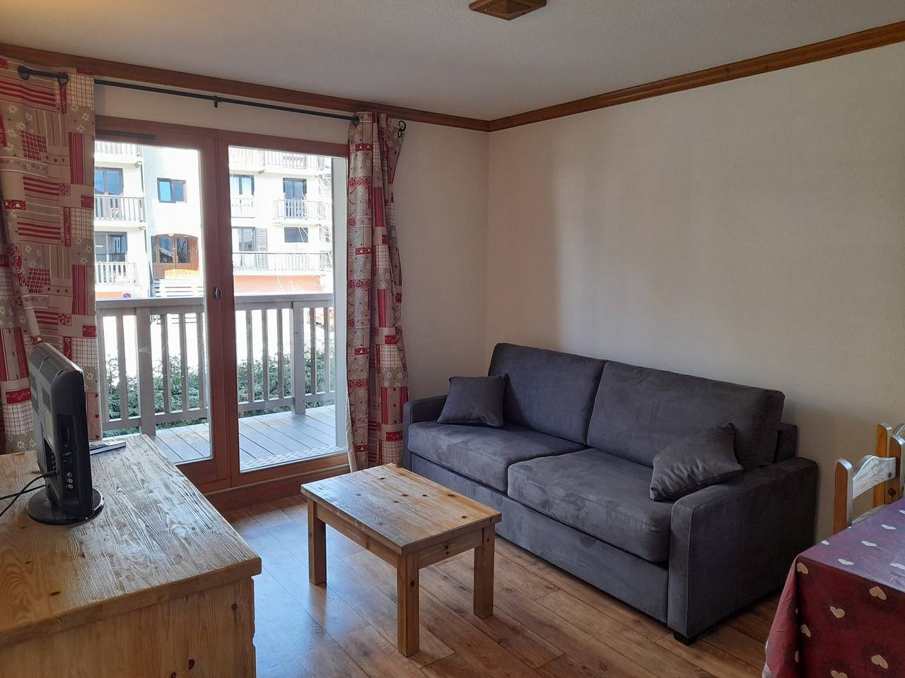 Apartamento entero, Apartamento espacioso para 6 con balcón y Wifi in Aussois, Región de Saint-Jean-de-Maurienne