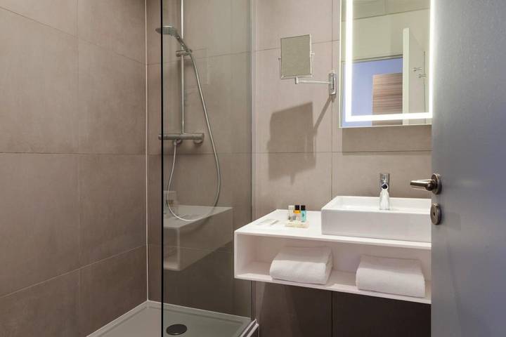 Hôtel pour 2 personnes, animaux acceptés dans Gare De Tours - 4