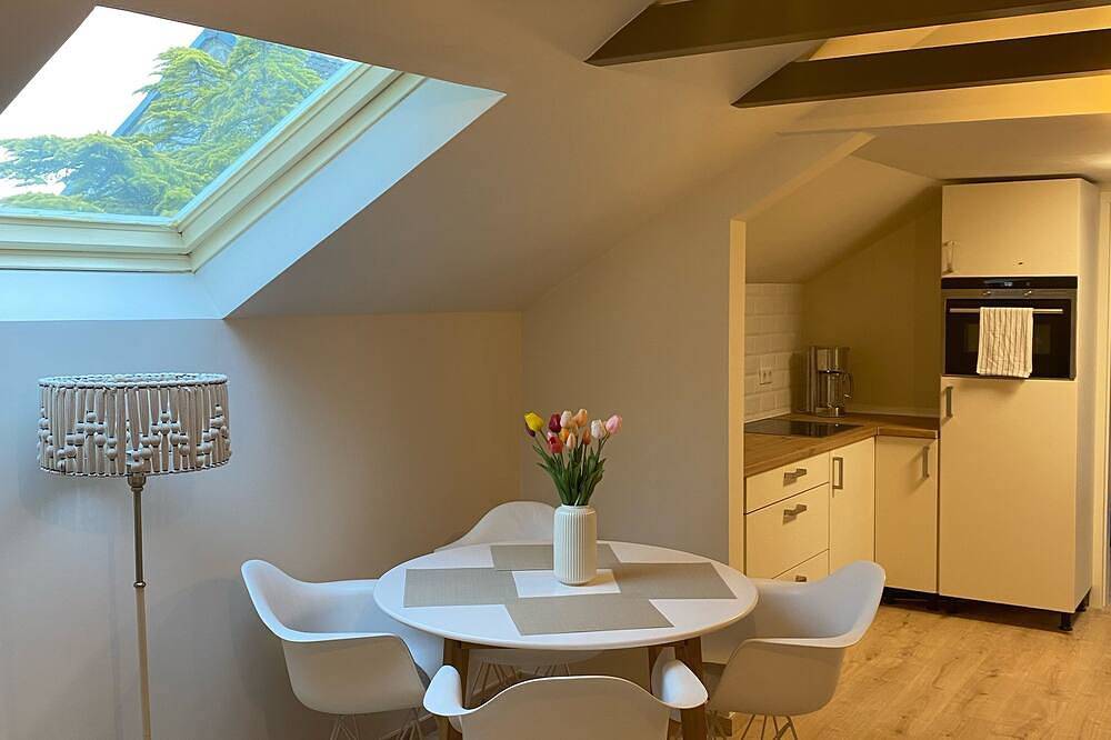 Ganze Wohnung, Hellbergsapart - gemütliche, ruhige Ferienwohnung mit eigener Sauna in Rehme, Bad Oeynhausen