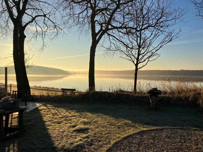 Ferienwohnung für 2 Personen, mit Terrasse und Garten sowie Seeblick und Ausblick in Westkapelle