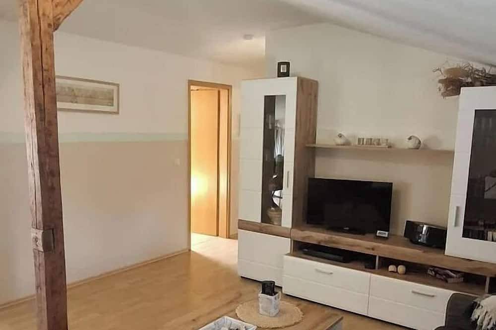 Charming 50m² attic apartment for 4 people with loggia in Este de Fehmarn, Puttgarden