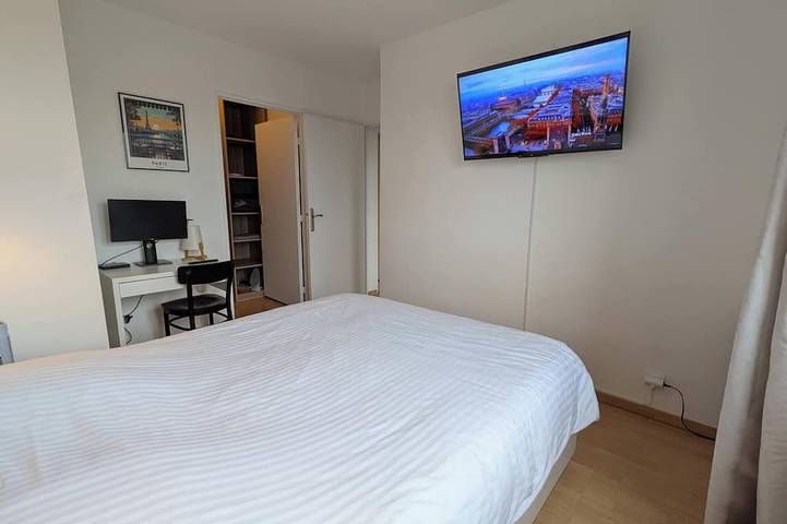 Entire apartment, Paris'door Cozy 2P 50m² all equipped in a village in Le Pré-Saint-Gervais, Seine-Saint-Denis