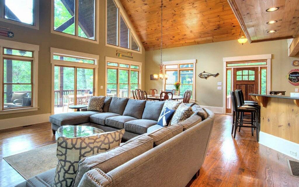 Günstig zu Berg Annehmlichkeiten gelegen, aber versteckt für Entspannung. in Lake Toxaway