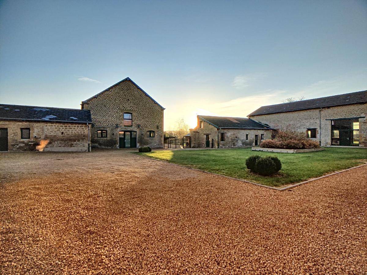 Appartement entier, Le Studio D’Achille in Tournes, Parc naturel régional des Ardennes