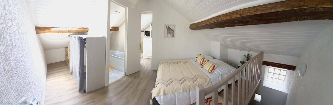 Appartement entier, Two-Bedroom Apartment in Villabé, Essonne