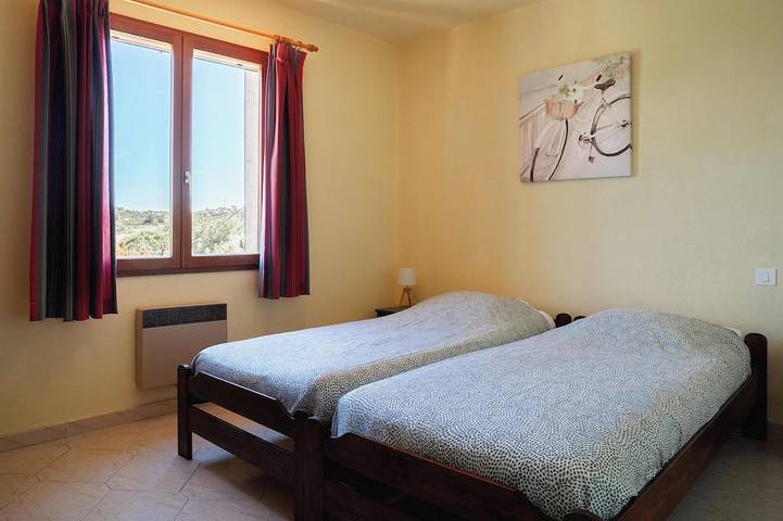 Location de vacances pour 6 personnes, avec terrasse et jardin à Cazedarnes - 3