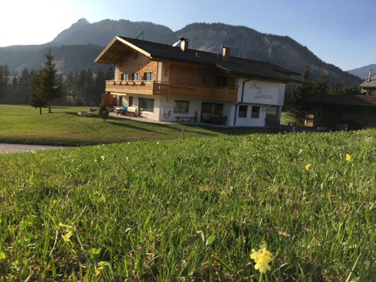 Ganze Ferienwohnung, Haus Lorenz - Doppelzimmer Berggeflüster in Grän, Allgäuer Alpen (Österreich)