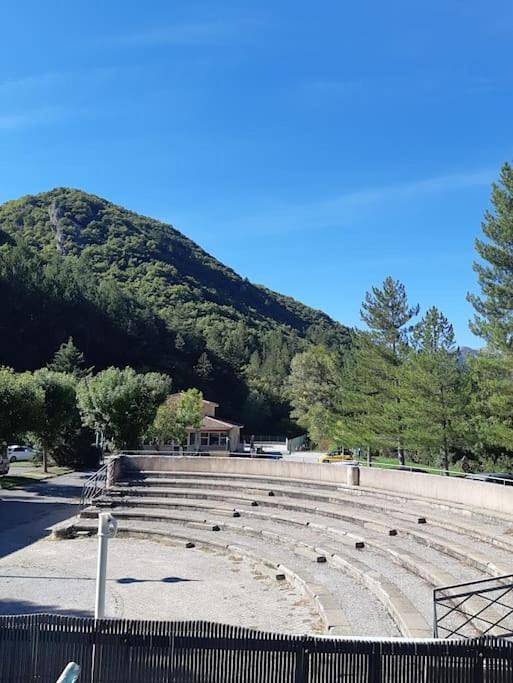 Appartement de vacances pour 4 personnes, avec Balcon et Terrasse ainsi que Piscine et Vue