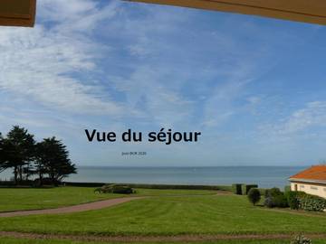 Gîte pour 4 personnes, avec terrasse et vue dans Plage de La Birochère