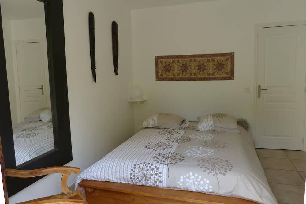 Fayence / 160m² / 5000m² / 4 habitaciones / Gran piscina / Cocina de verano in Tourrettes, Region de Draguignan