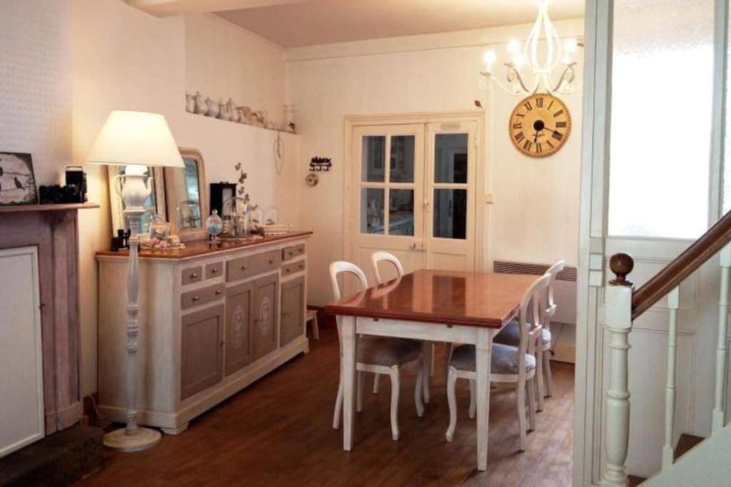 Two-Bedroom House in Fougères, Fougères-Vitré