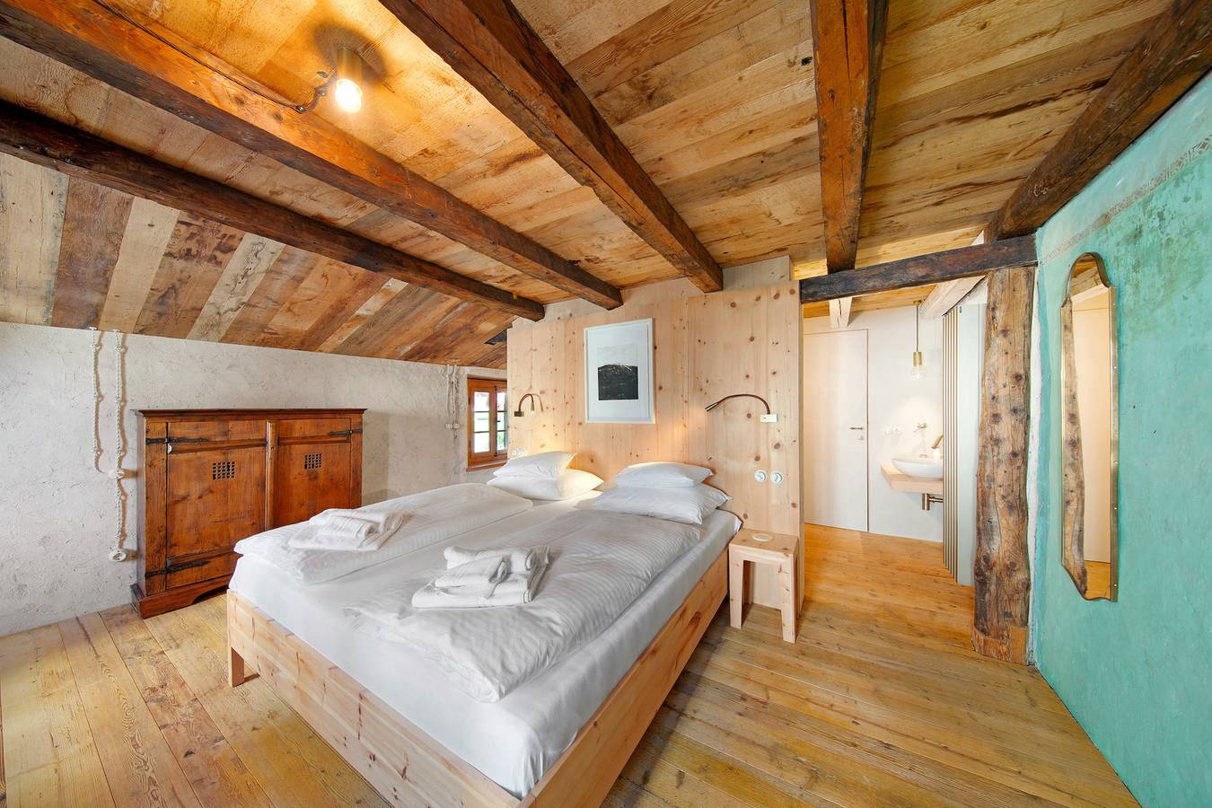 Habitación 'Cànbrä Vèrdu' con vistas a la montaña, terraza compartida y Wi-Fi in Comelico Superiore, Karnischer Hauptkamm