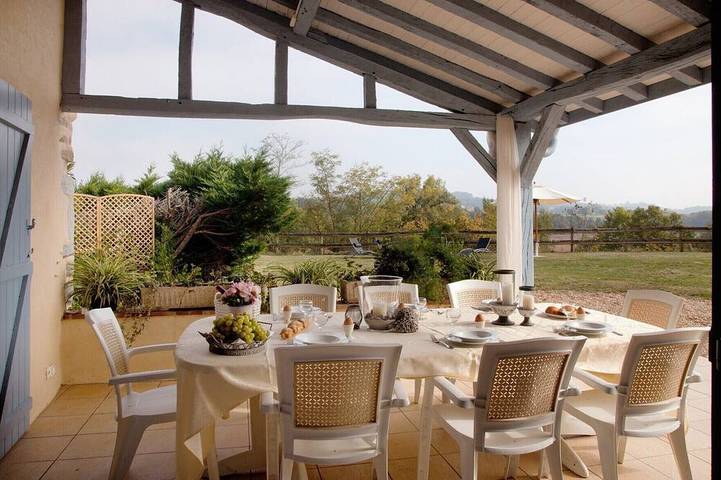 Location de vacances pour 12 personnes, avec Jardin à Sauveterre-de-Béarn
