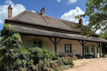 Location de vacances pour 6 personnes, avec jardin et terrasse à Saint-Marcelin-de-Cray