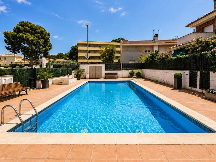 Casa rural para 10 personas, con Balcón además de Terraza y Jardín en Salou - 3