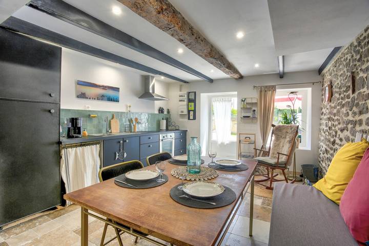 Gîte pour 3 personnes, avec terrasse à Saint-Samson-sur-Rance