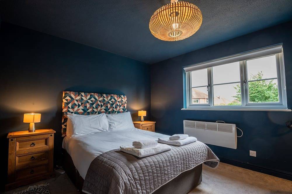 Maison-Salle de bain privée-Design in Worcester, Worcestershire