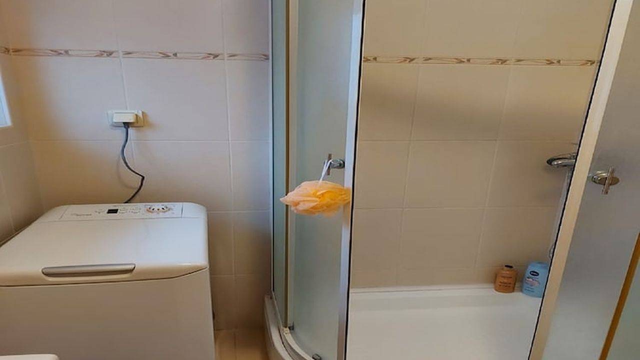 Ganze Ferienwohnung, Ferienwohnung für 3 Personen (37 m²) in Šibenik in Zaboric, Šibenik-Knin